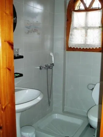 Pantheon & Апартаменты Лименария